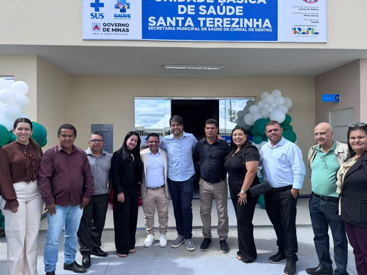 Os vereadores Daniel, Lucineide, Genisvaldo e Leniberson marcaram presença na inauguração da UBS Santa Terezinha, ao lado do prefeito Adaildo Rocha, do deputado estadual Arlen Santiago e de outras autoridades municipais e regionais.